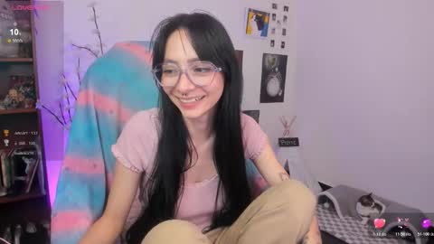 MOON  online show from February 11, 5:44 am