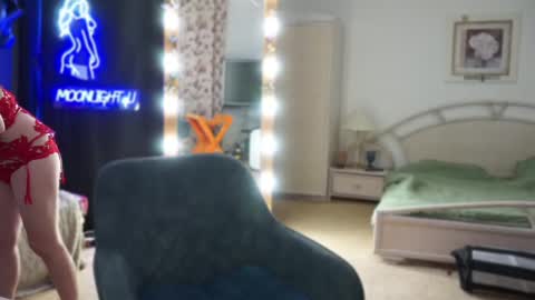 Snapshot of moonlight4u chatting on March 3, 6:04 am Jane online show from March 3, 6:04 am