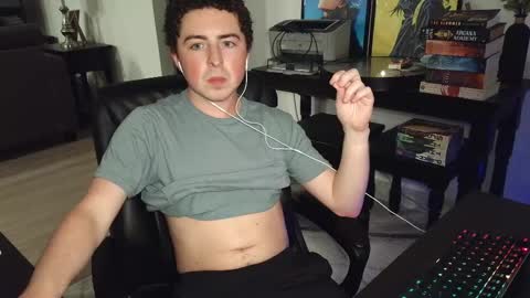 moonlighter7 online show from April 4, 2:07 am