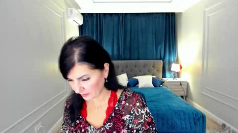 Ask me  online show from November 25, 3:49 am