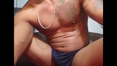 Snapshot of moreno_lutador chatting on September 25, 4:52 am John john online show from September 25, 4:52 am