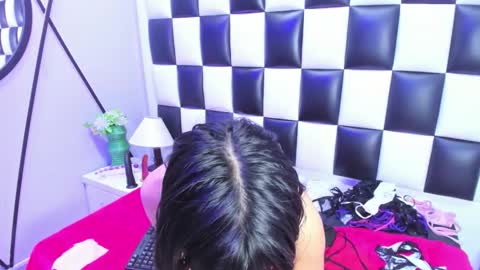 morganasmit_ online show from November 27, 8:38 pm