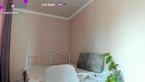 Snapshot of moroccan_diamond_ chatting on October 12, 9:13 am Medina online show from October 12, 9:13 am