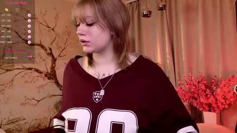 morvelyn online show from November 25, 2:49 pm