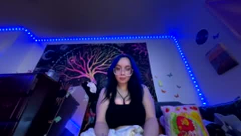 mothernxttie online show from March 9, 4:39 am