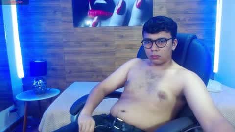 Mou Fly online show from October 27, 1:11 pm