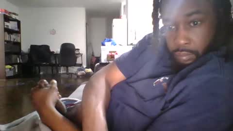 moxamillion online show from December 4, 7:55 am