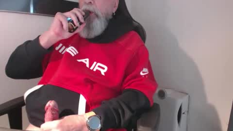 mr_boombastic2021 online show from September 26, 9:06 am