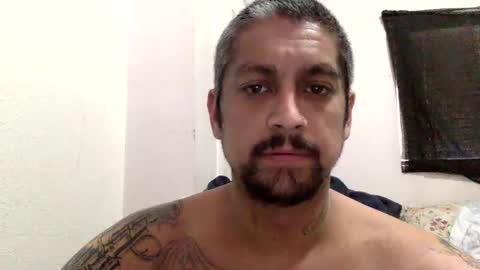 Snapshot of mr_cherrypopper_85 chatting on December 5, 8:17 pm All in you online show from December 5, 8:17 pm