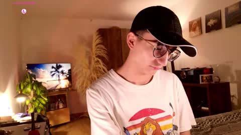 Mr Evans online show from October 22, 5:36 pm