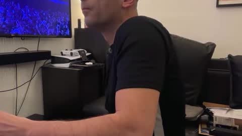 Mr Jerkings online show from January 1, 8:24 am