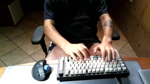 mr_kaa online show from October 13, 4:31 pm