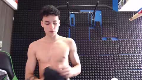 Call me Angel please online show from March 5, 9:15 pm