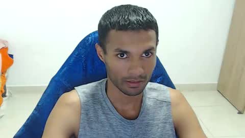 Max online show from February 14, 5:48 pm