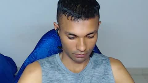 Max online show from April 9, 3:07 pm