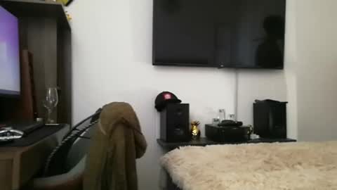 Snapshot of mr_miss_dannys chatting on December 8, 9:19 pm Dannys online show from December 8, 9:19 pm