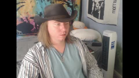 mr_strawberry online show from April 2, 6:48 pm