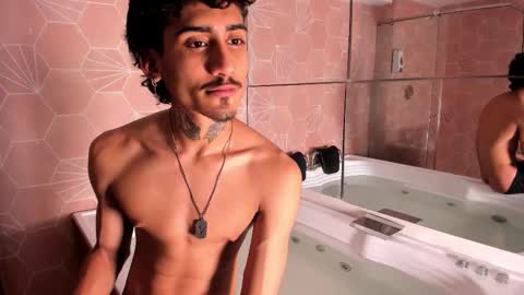 MR online show from December 22, 7:53 pm