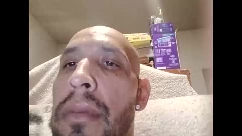 mrbig1_lilbrat online show from April 1, 7:42 am