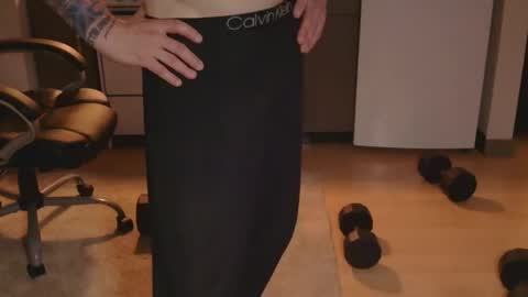 IwantU2WatchME online show from April 22, 9:16 am