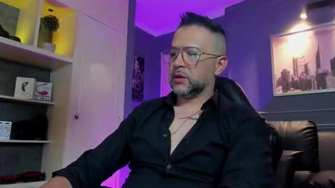 MrFrank. online show from February 6, 10:51 am