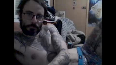 Snapshot of mrfumao chatting on February 7, 7:59 pm mrfumao online show from February 7, 7:59 pm