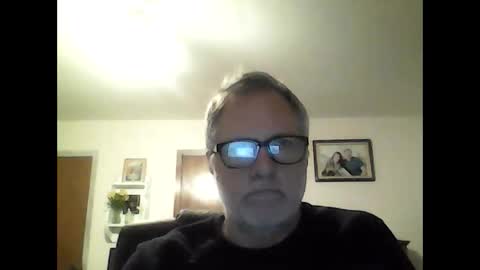 mrgdguy online show from December 4, 6:51 pm