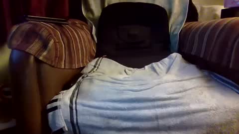 Snapshot of mrhollar chatting on December 31, 12:36 pm mrhollar online show from December 31, 12:36 pm