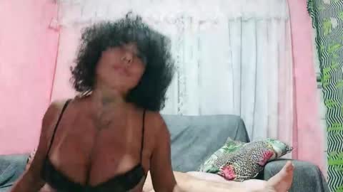 mrjamesbrazilianhotshybear94 online show from February 15, 9:46 pm