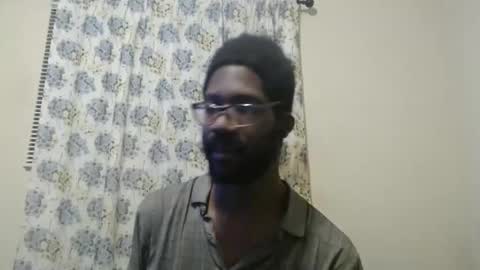 Snapshot of mrlonely1995 chatting on February 10, 4:30 am or Terrance Sometimes Lil Tease online show from February 10, 4:30 am