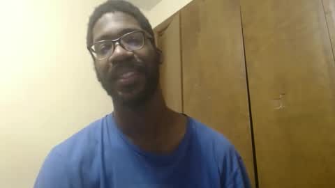 Snapshot of mrlonely1995 chatting on December 17, 1:18 am or Terrance Sometimes Lil Tease online show from December 17, 1:18 am