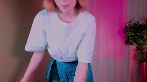 Snapshot of mrs_mills chatting on October 1, 6:01 am Barbie online show from October 1, 6:01 am