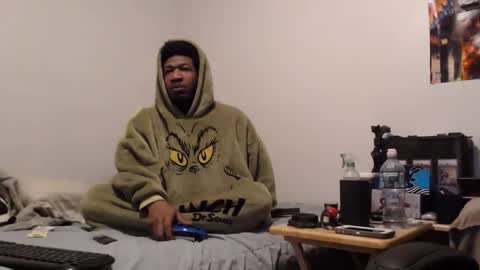 mrsoonicexrated online show from January 13, 9:50 am