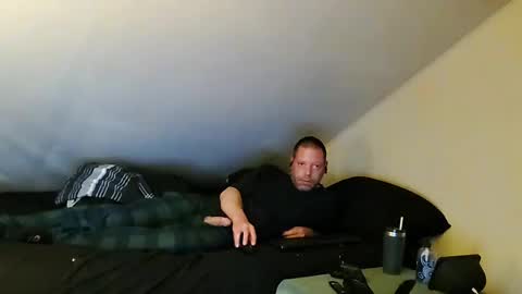 Snapshot of mrxhere chatting on December 4, 7:06 pm mrxhere online show from December 4, 7:06 pm