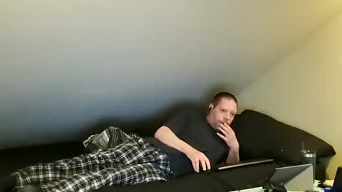 Snapshot of mrxhere chatting on February 25, 10:09 pm mrxhere online show from February 25, 10:09 pm