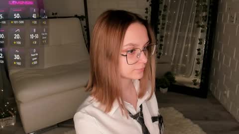 Snapshot of ms_elizabethqueen chatting on March 2, 3:48 pm Elizabeth online show from March 2, 3:48 pm