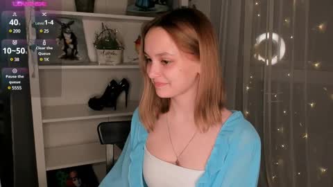 Snapshot of ms_elizabethqueen chatting on March 6, 8:59 pm Elizabeth online show from March 6, 8:59 pm