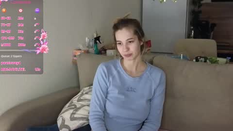 Snapshot of ms_foryou chatting on February 13, 6:48 pm Ms ForYOU online show from February 13, 6:48 pm