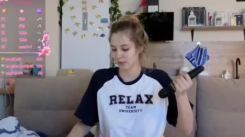 Snapshot of ms_foryou chatting on March 6, 6:41 am Ms ForYOU online show from March 6, 6:41 am