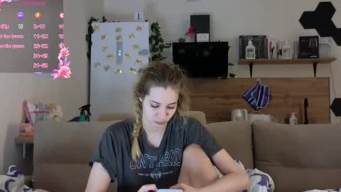 Snapshot of ms_foryou chatting on March 11, 3:36 am Ms ForYOU online show from March 11, 3:36 am