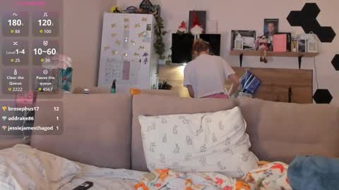 Ms ForYOU online show from January 12, 4:19 am