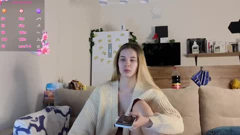 Snapshot of ms_foryou chatting on February 27, 3:40 am Ms ForYOU online show from February 27, 3:40 am