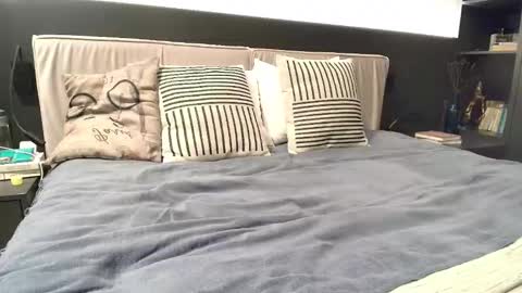 Snapshot of ms_mel chatting on October 9, 7:47 am Melanie online show from October 9, 7:47 am