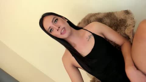 selena online show from January 10, 10:06 am