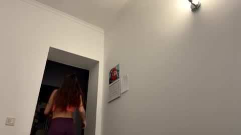 ms_sophiee online show from February 11, 6:12 pm