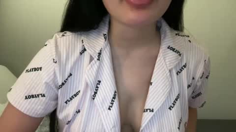 Snapshot of msxina chatting on March 8, 3:56 pm msxina online show from March 8, 3:56 pm