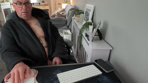 mtb1697 online show from March 2, 8:32 am