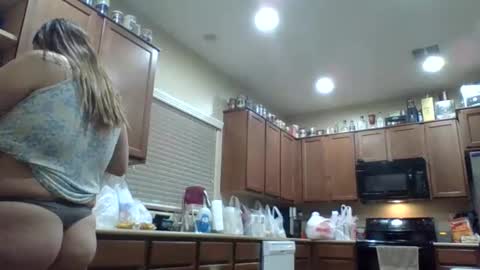 mudcricket1997 online show from December 4, 12:57 am