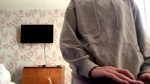 Tia online show from March 17, 6:07 am