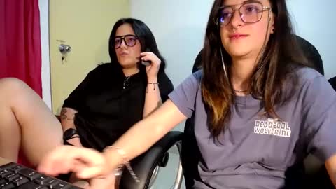Dani and Alex online show from September 20, 4:59 am
